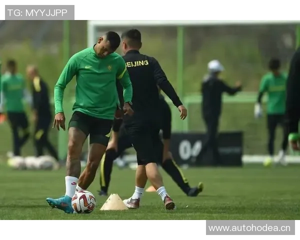 申花与国安2017年对决回顾不还球事件引发的争议与反思